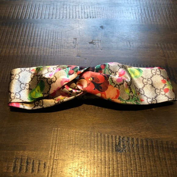 Gucci Accessories - Gucci Blooms silk headband